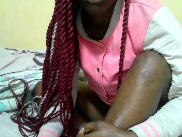 Live sex webcam photo for Quincy-joy #291669372