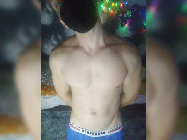 Live sex webcam photo for Qwrtuxzy #291799834