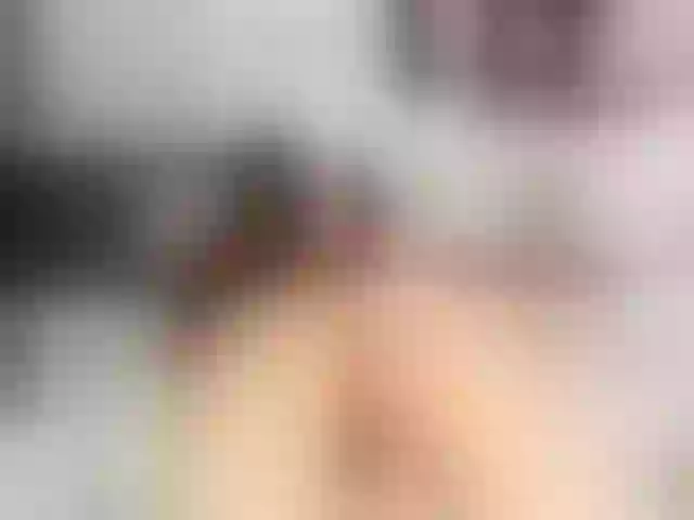 Live sex webcam photo for R-e-l-a-x- #290515414