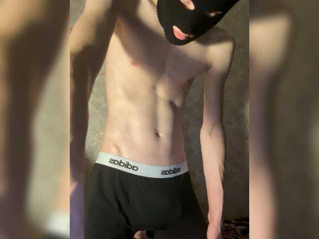 Live sex webcam photo for R0manav #276999142