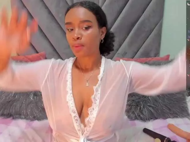 Live sex webcam photo for RAYLETHOMPSOM #274073017