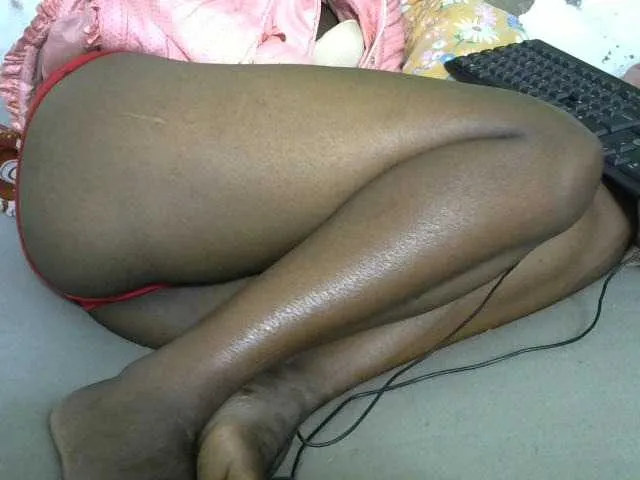 Live sex webcam photo for RAZANAJAZA #275613292