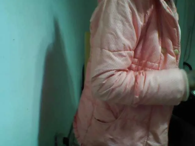 Live sex webcam photo for RAZANAJAZA #275820399