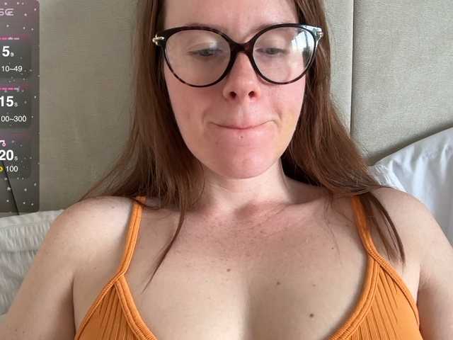 Live sex webcam photo for REDHEADROSIE #278087341