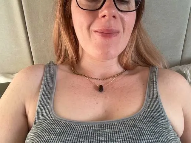 Live sex webcam photo for REDHEADROSIE #291020237