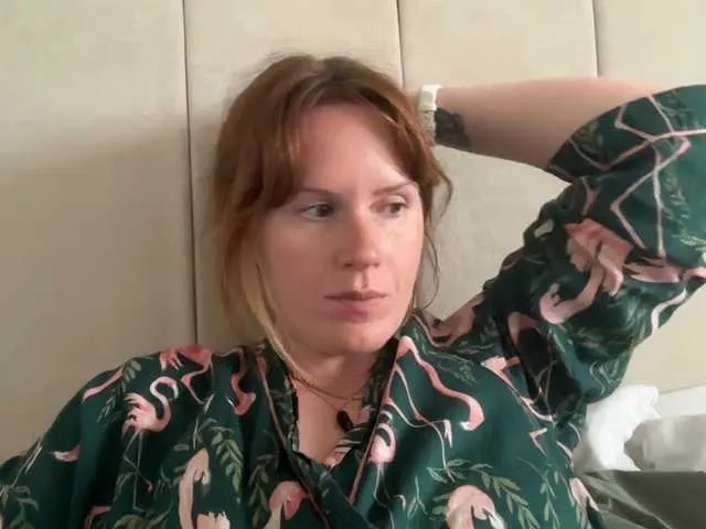 Live sex webcam photo for REDHEADROSIE #291254994