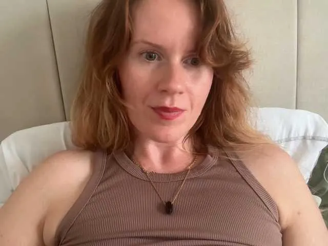 Live sex webcam photo for REDHEADROSIE #291740238