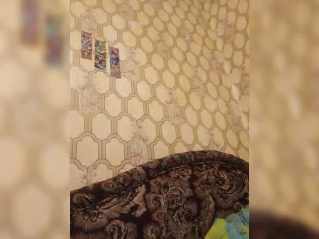Live sex webcam photo for REPTILIAY #271737518