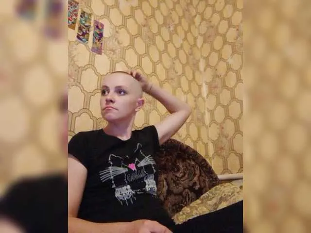 Live sex webcam photo for REPTILIAY #271765303