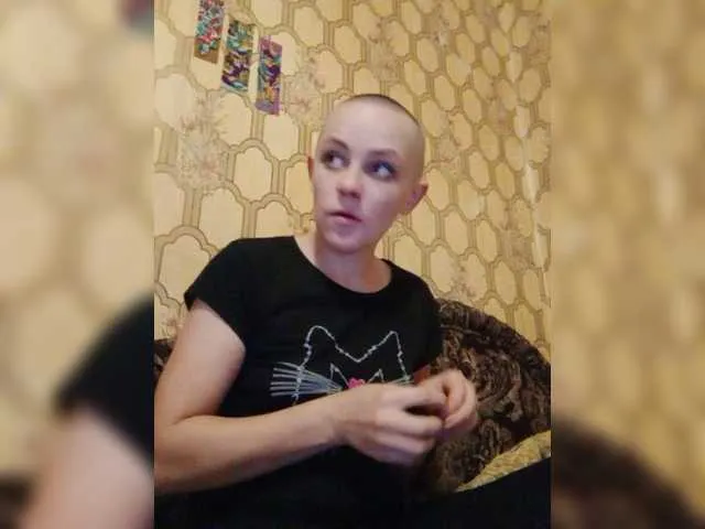 Live sex webcam photo for REPTILIAY #271768643