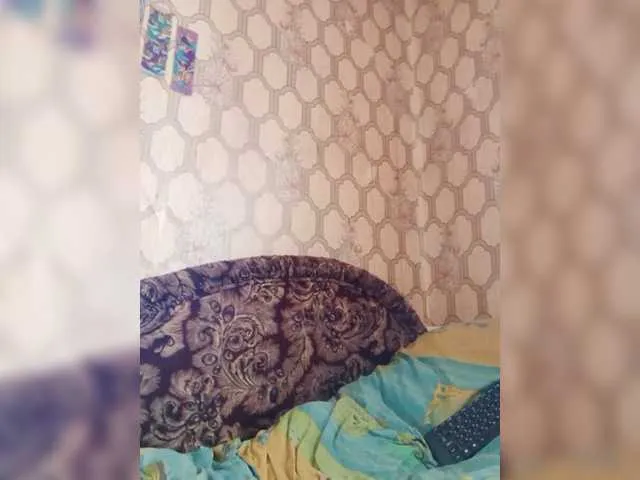 Live sex webcam photo for REPTILIAY #271895347