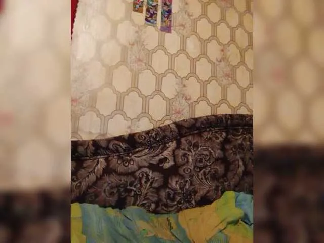 Live sex webcam photo for REPTILIAY #271923306