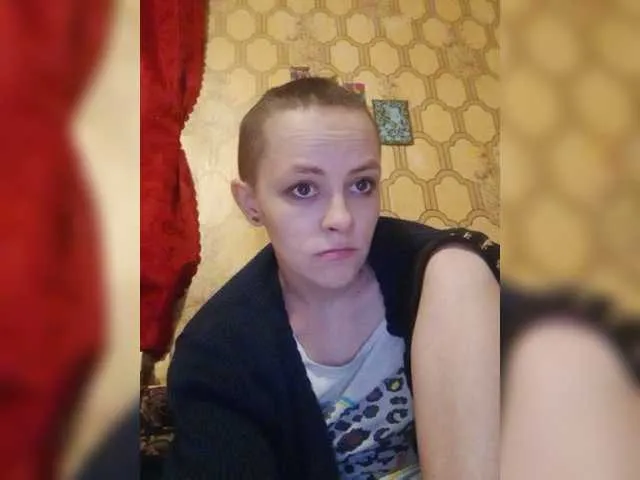 Live sex webcam photo for REPTILIAY #272035034