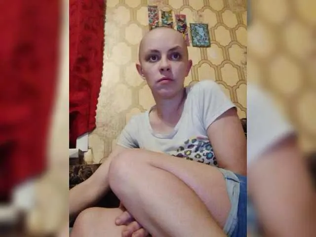 Live sex webcam photo for REPTILIAY #272113635
