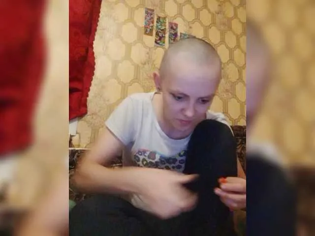 Live sex webcam photo for REPTILIAY #272125133