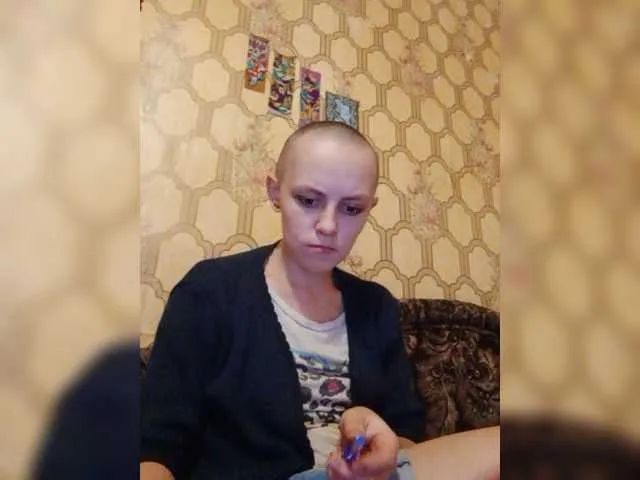 Live sex webcam photo for REPTILIAY #272149726