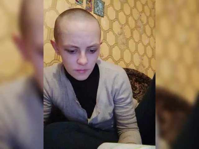 Live sex webcam photo for REPTILIAY #272167738