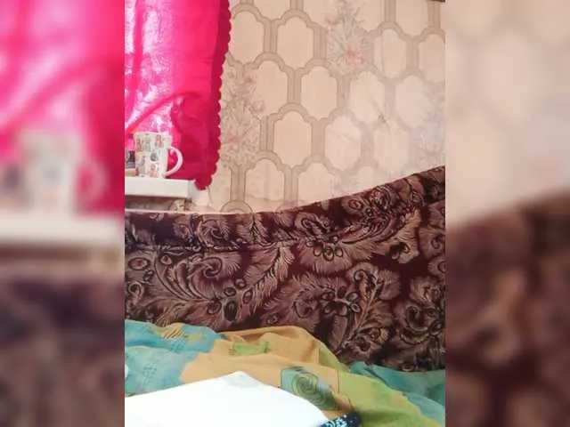 Live sex webcam photo for REPTILIAY #272174685