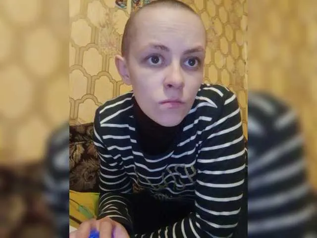 Live sex webcam photo for REPTILIAY #272230059