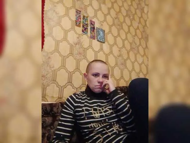 Live sex webcam photo for REPTILIAY #272233914