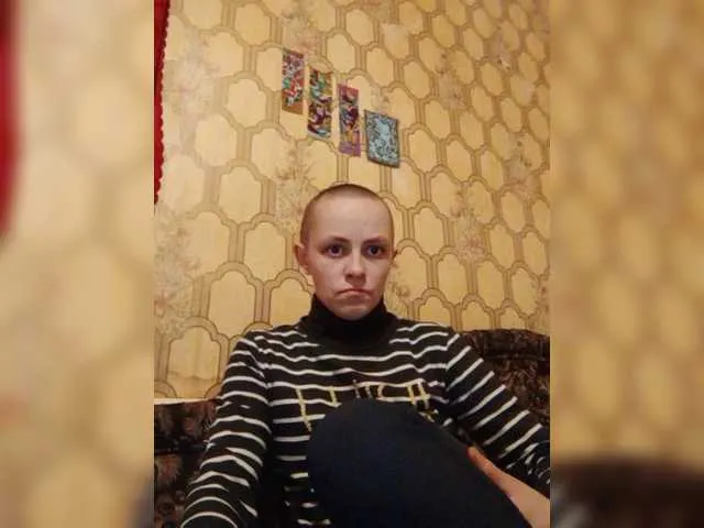 Live sex webcam photo for REPTILIAY #272247023