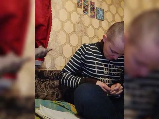 Live sex webcam photo for REPTILIAY #272269697