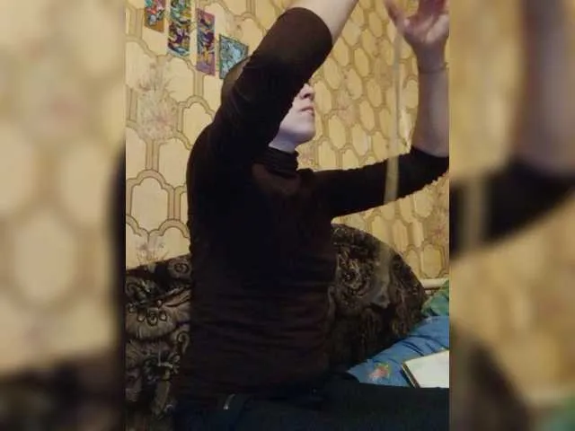 Live sex webcam photo for REPTILIAY #272375963