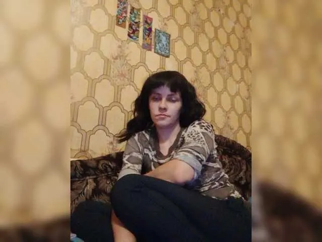 Live sex webcam photo for REPTILIAY #272443719