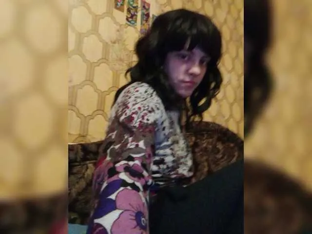 Live sex webcam photo for REPTILIAY #272515955