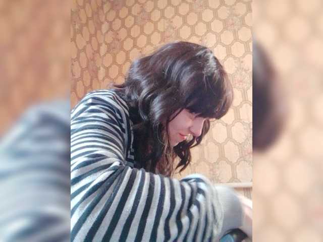 Live sex webcam photo for REPTILIAY #272561625