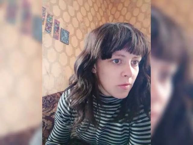 Live sex webcam photo for REPTILIAY #272595741