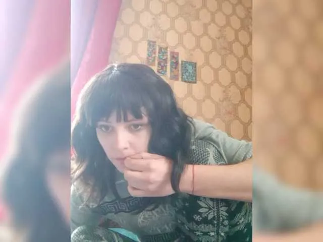 Live sex webcam photo for REPTILIAY #272618449