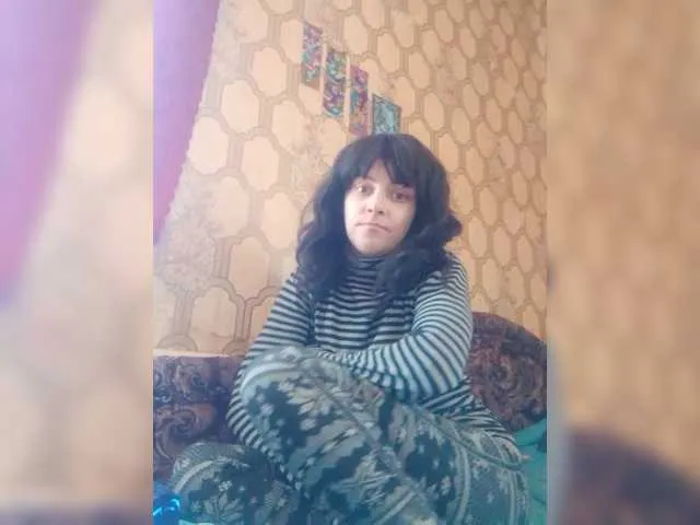 Live sex webcam photo for REPTILIAY #272697237