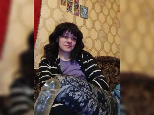 Live sex webcam photo for REPTILIAY #272716750