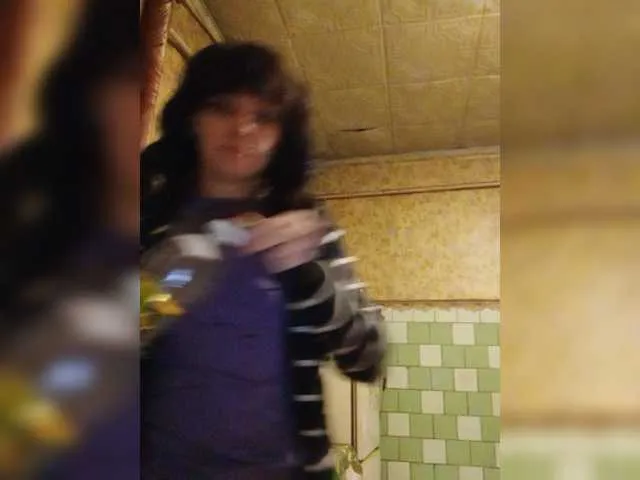 Live sex webcam photo for REPTILIAY #272726259