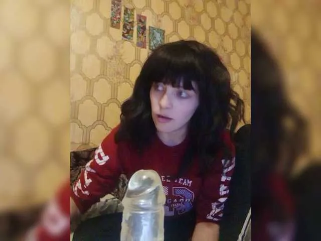 Live sex webcam photo for REPTILIAY #272779924