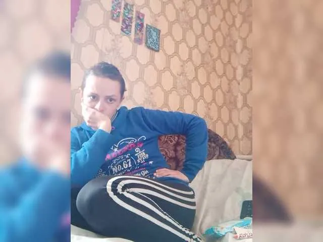 Live sex webcam photo for REPTILIAY #272886869