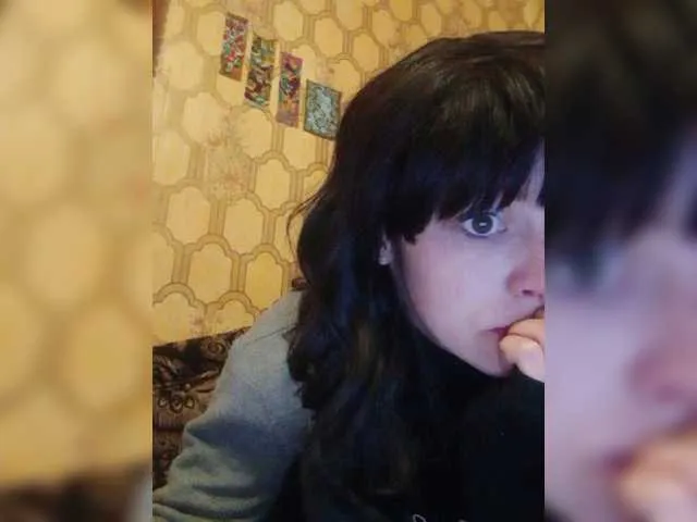 Live sex webcam photo for REPTILIAY #272963975