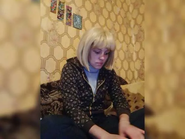 Live sex webcam photo for REPTILIAY #272992686