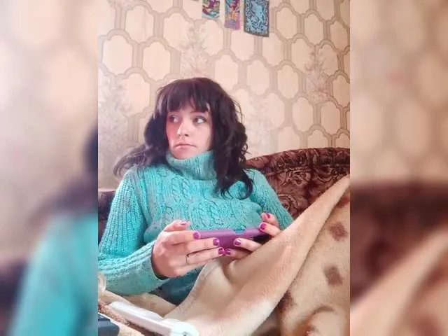 Live sex webcam photo for REPTILIAY #273099428