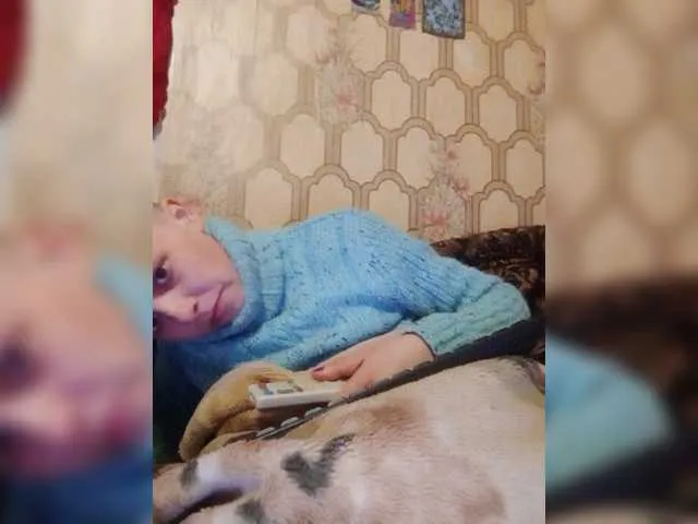 Live sex webcam photo for REPTILIAY #273118833