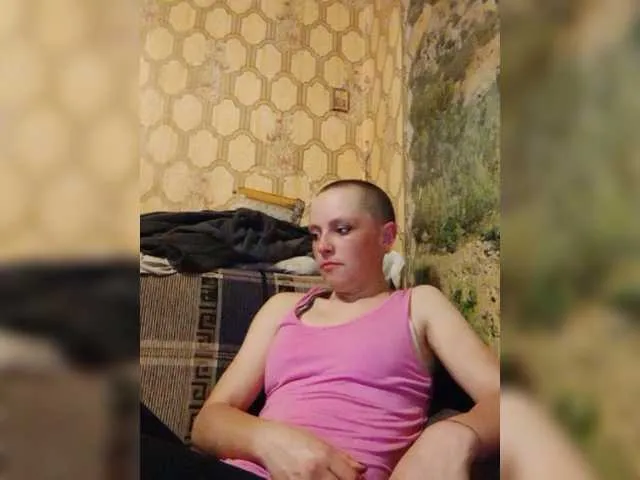 Live sex webcam photo for REPTILIAY #273263106