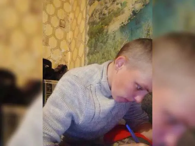 Live sex webcam photo for REPTILIAY #273329895