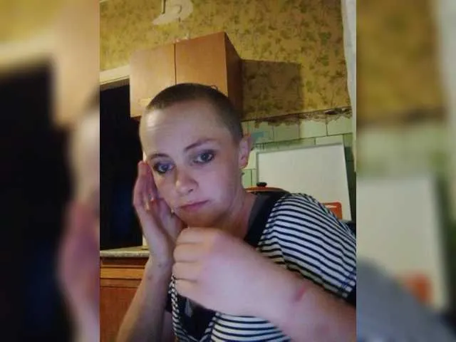 Live sex webcam photo for REPTILIAY #273340265