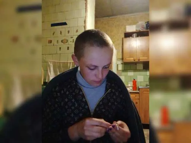 Live sex webcam photo for REPTILIAY #273348918