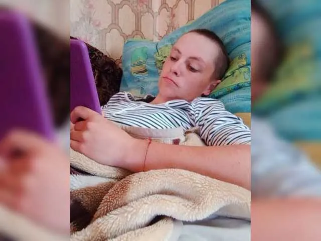 Live sex webcam photo for REPTILIAY #273494560