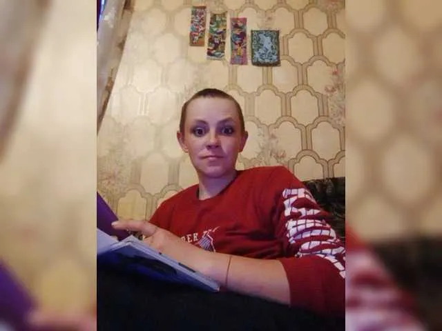 Live sex webcam photo for REPTILIAY #273553886