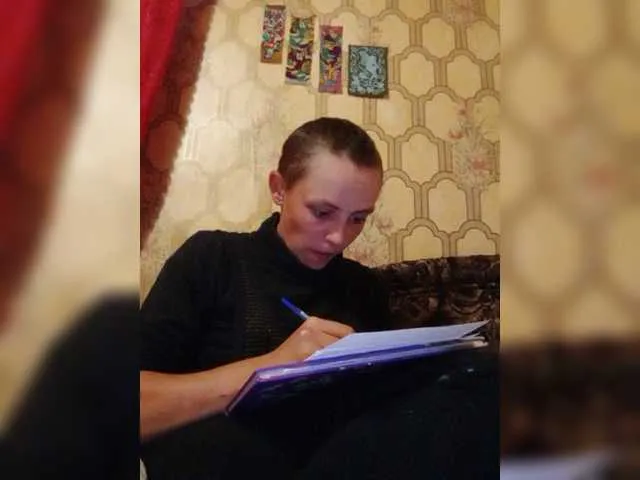 Live sex webcam photo for REPTILIAY #273564266