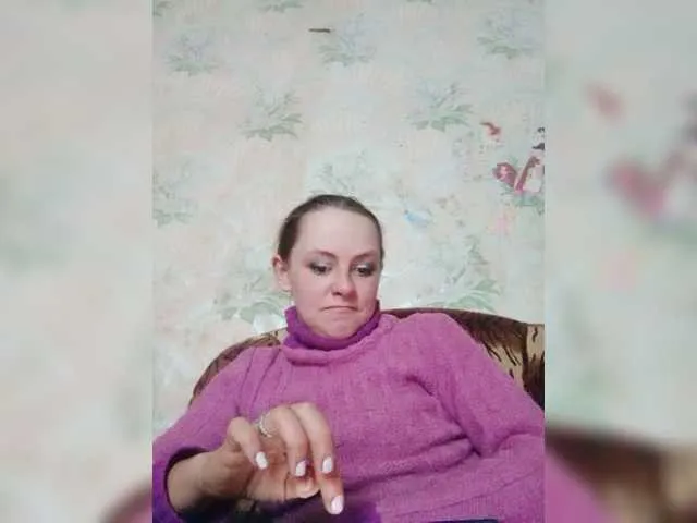 Live sex webcam photo for REPTILIAY #276824258