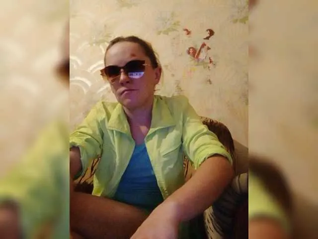 Live sex webcam photo for REPTILIAY #276930225